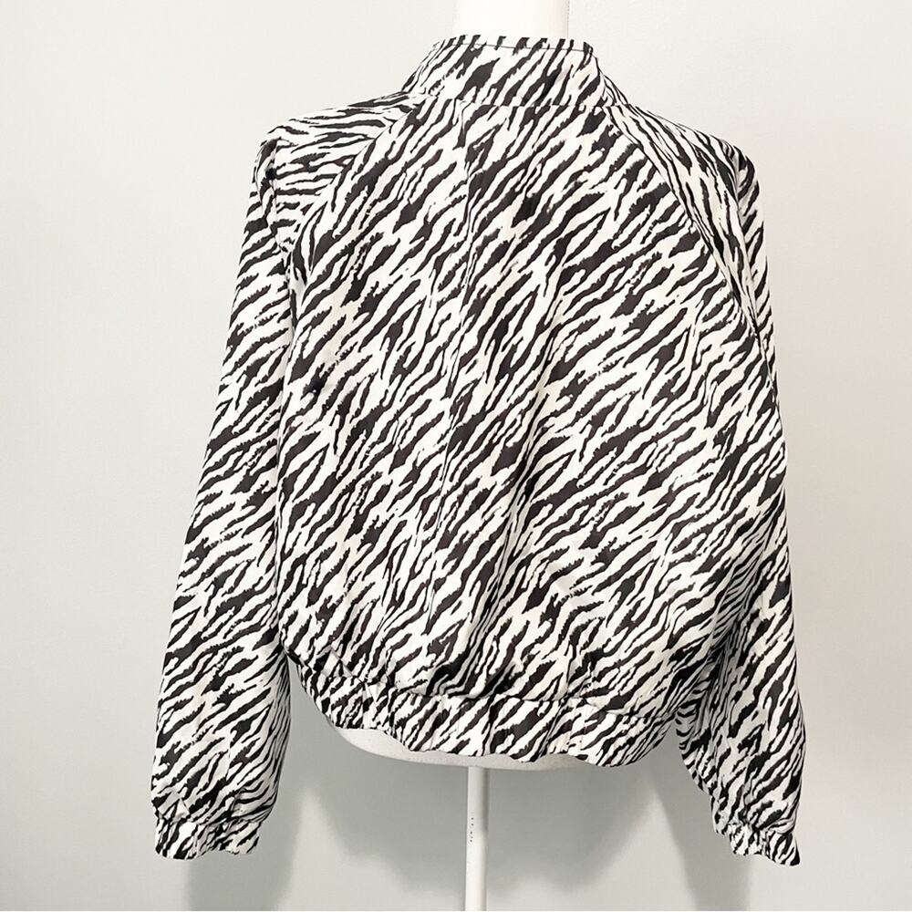 Shein Curve Zebra Print Bomber Jacket Size 3x Plus - image 4